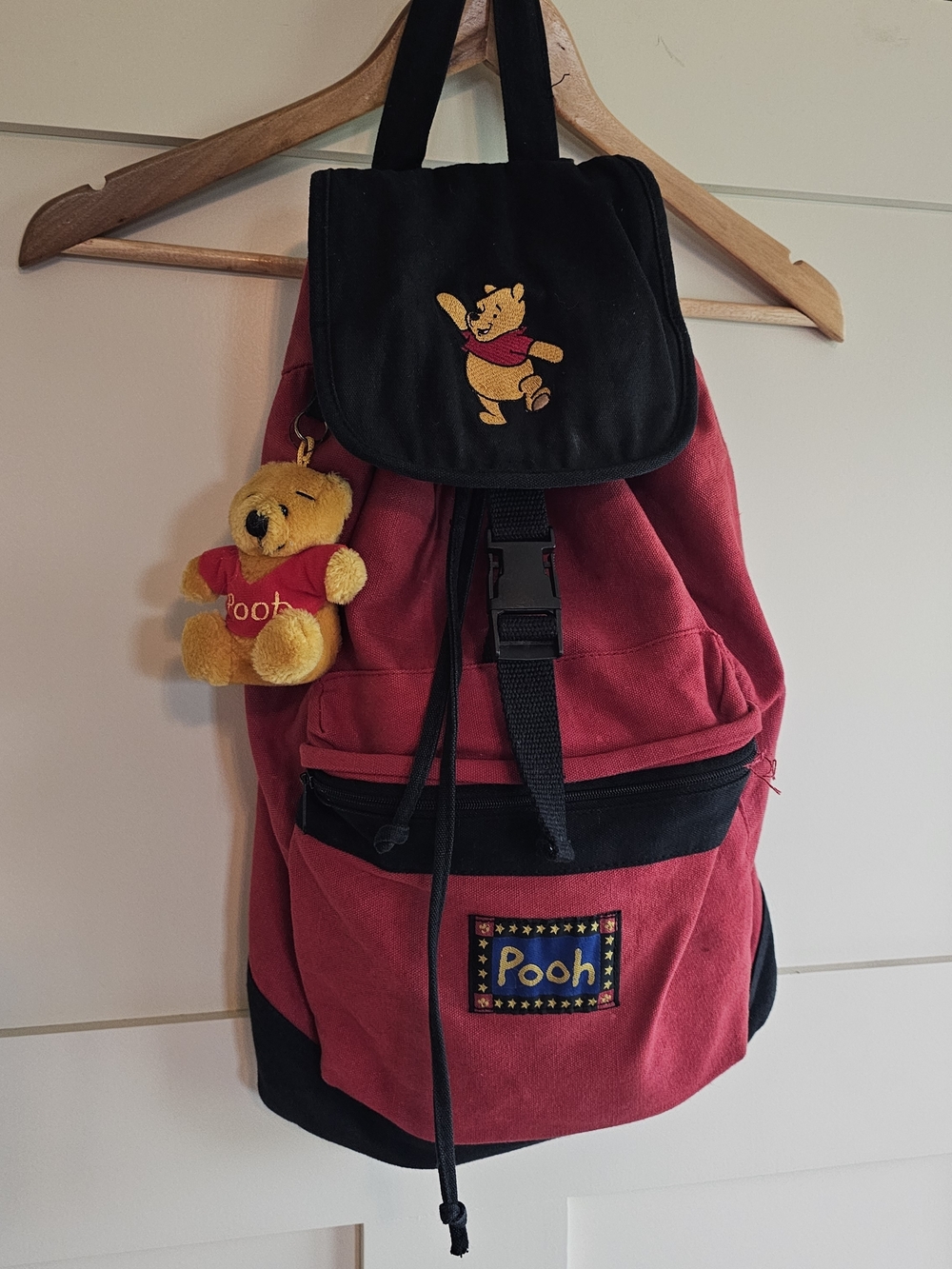 Winnie the Pooh Red Canvas Backpack with Pooh Plush Charm Y2K Vintage - Picture 5 of 8